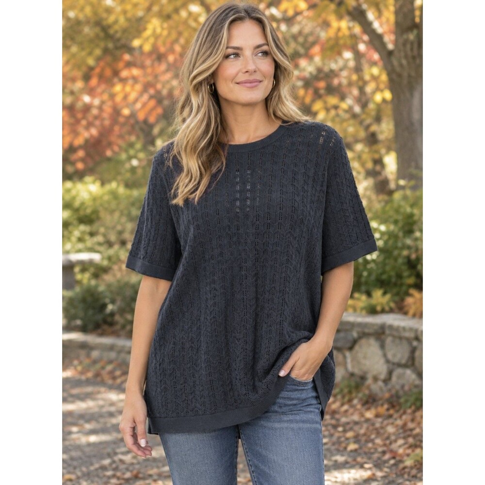 NWT Abercrombie & Fitch Oversized Sweater Women's XS Navy Eyelet Chevron Knit
